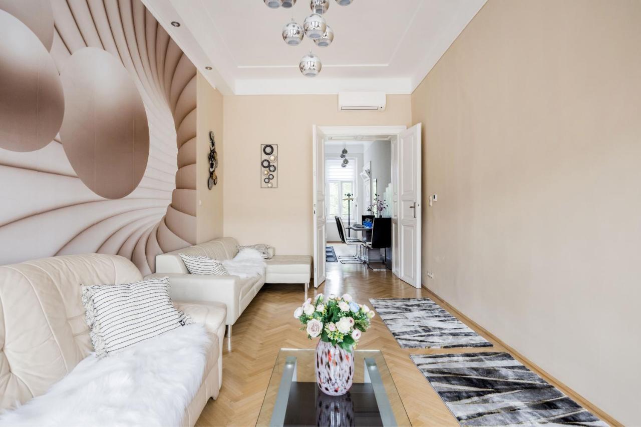Bubbles Apartment Budapest Exterior photo